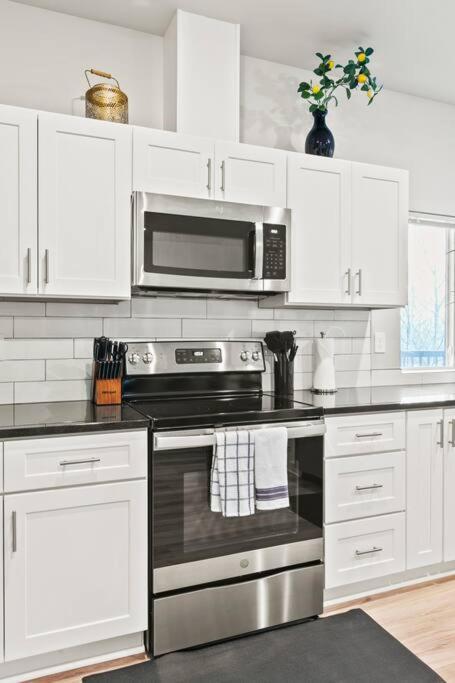 Spacious New 2 Bed 2 Bath Apt By Downtown Spokane Exteriör bild