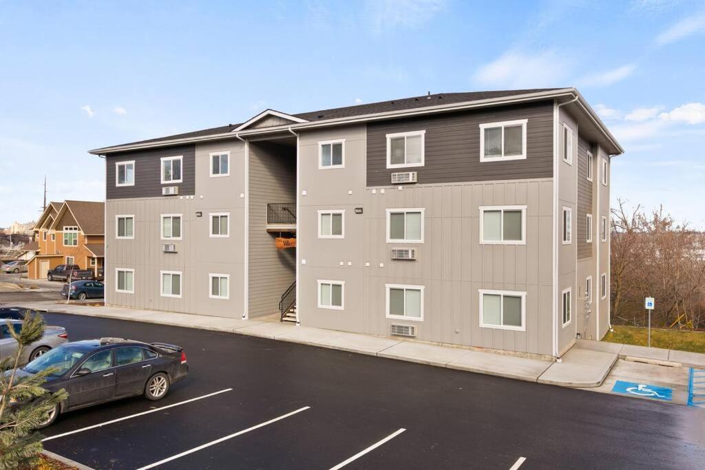 Spacious New 2 Bed 2 Bath Apt By Downtown Spokane Exteriör bild